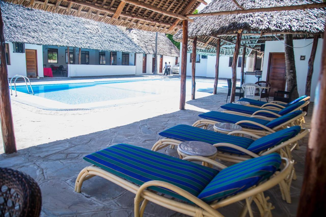 Sheratton Beach Villagio Mombasa Exterior photo