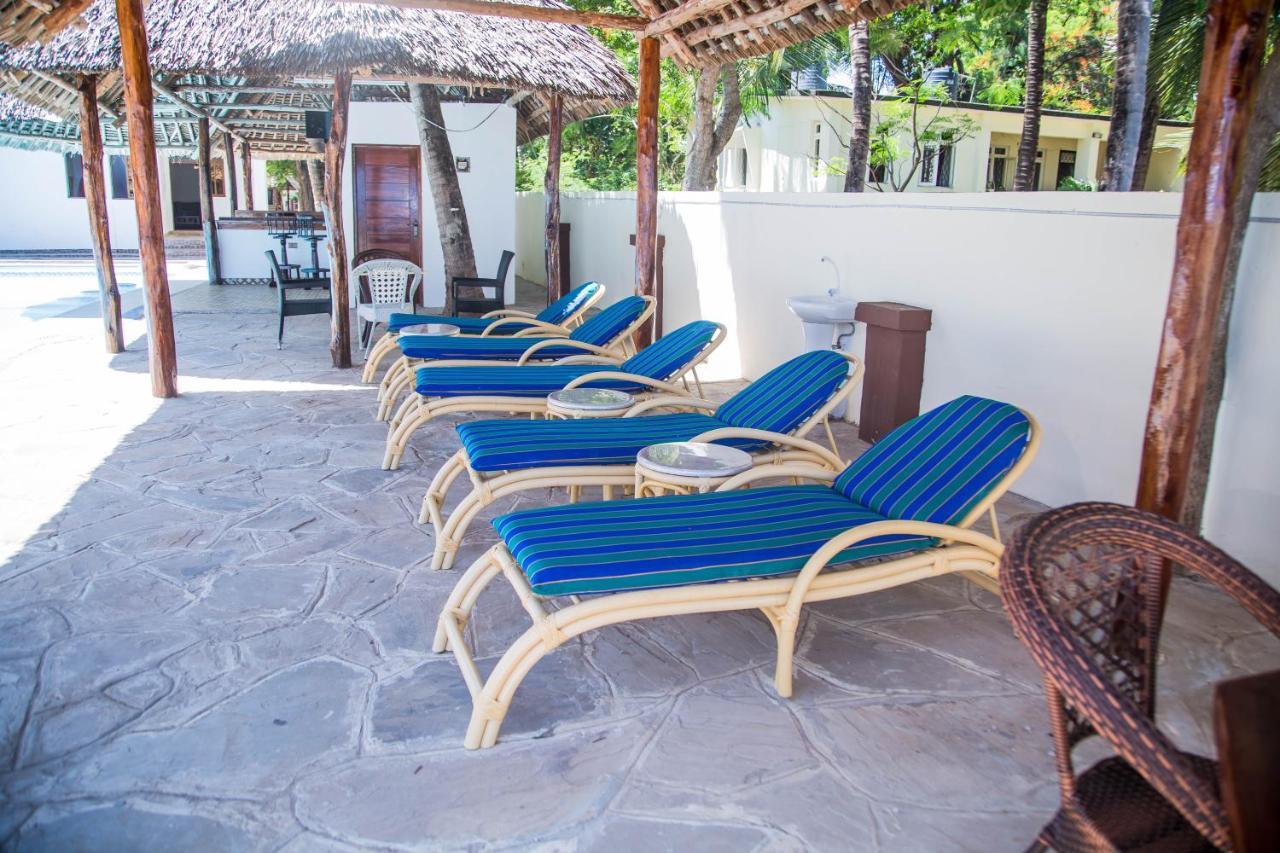 Sheratton Beach Villagio Mombasa Exterior photo